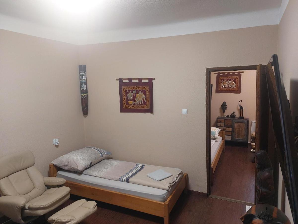 Gyál Feher Galamb Apartman מראה חיצוני תמונה