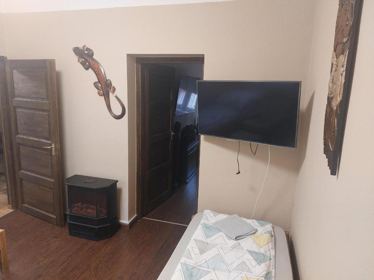 Gyál Feher Galamb Apartman מראה חיצוני תמונה